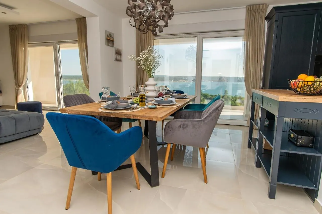Family Friendly House With A Swimming Pool Maslenica, Novigrad - 20492 Villa Maslenica